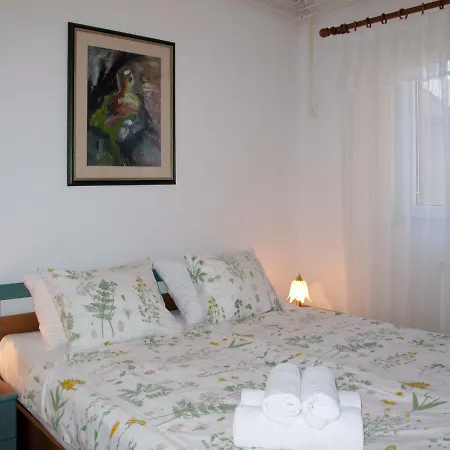 Apartment Stella - Ckv300 By Interhome